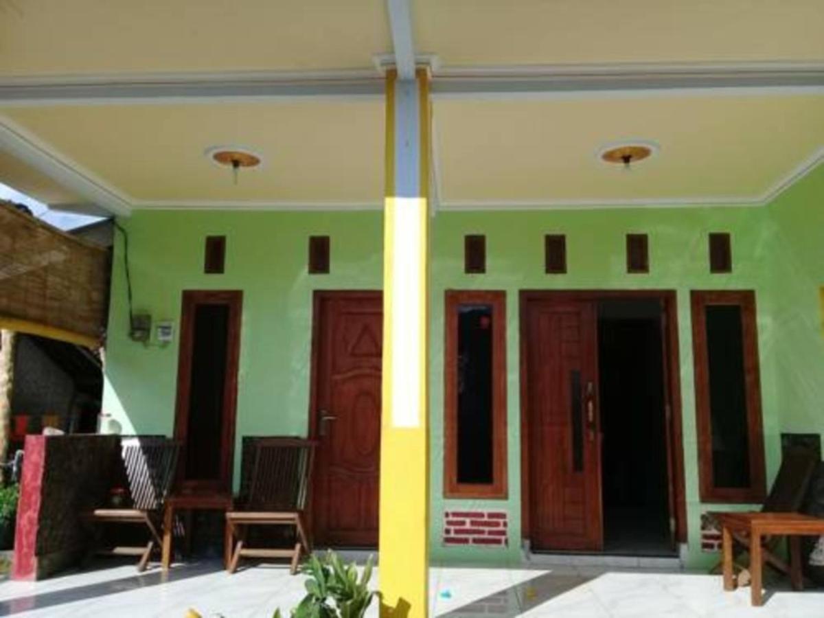 Ijen Mansjestic B&B Tamansuruh Zewnętrze zdjęcie